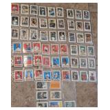 S2 - LOT OF COLLECTIBLE BASEBALL CARDS (T25)