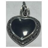 STERLING SILVER MARCASITE & ONYX PENDANT 4.10GRS