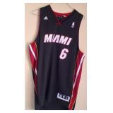 N1 - ADIDAS MIAMI 6 BASKETBALL JERSEY SIZE XL (L20