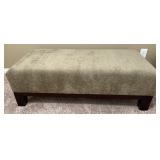 16 - UPHOLSTERED BENCH