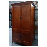 11 - ENTERTAINMENT ARMOIRE 83X43' (N4)