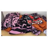 J3 - MIXED LOT OF CLOTHING (L133)