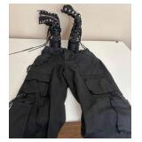 J3 - BLACK PLATFORM BOOTS & CARGO PANTS (R69)