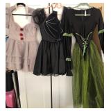J3 - LOT OF THREE DRESSES SIZE S/M