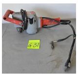 J1 - MILWAUKEE HEAVY DUTY HOLE HAWG (G37)