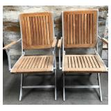L1 - PAUIR OF MATCHING FOLDING CHAIRS (L)