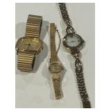 LOT OF WATCHES
