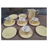 11 - 13 PIECES VILLEROY & BOCH DISHWARE (A180)