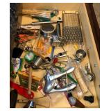 N2 - MIXED LOT OF KITCHEN UTENSILS (K17)