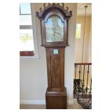 N2 - VINTAGE GRANDFATHER CLOCK (U14)