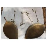 S2 - BRASS LEAF DISHES & APPETIZER PICKS (K39)