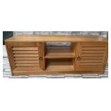 513 - ENTERTAINMENT CONSOLE (U14)