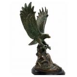 11 - VINTAGE BRONZE EAGLE SCULPTURE 10"T (B7)