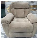 513 - OVER-STUFFED RECLINING CHAIR (U16)