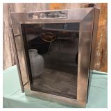 11 - PREMIUM VINOTEMP WINE COOLER