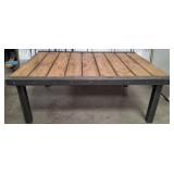 11 - URBAN INDUSTRIAL STYLE TABLE