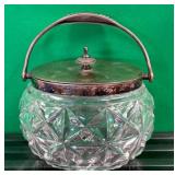 11 - VINTAGE CUT GLASS BISCUIT BARREL (B78)