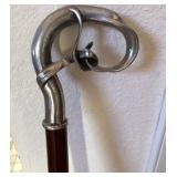 S1 - CAVAGNINI WALKING STICK W/ PEWTER HANDLE
