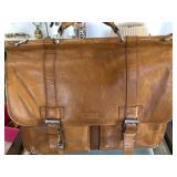 S1 - KENNETH COLE REACTION BRIEF CASE (L26)