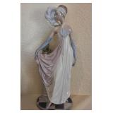 N1 - LLADRO PORCELAIN FIGURINE (B8)