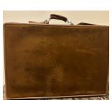 N1 - HARTMAN LUGGAGE HALSTON LEATHER BRIEFCASE