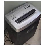 N1 - FELLOWES PAPER SHREDDER (K202)