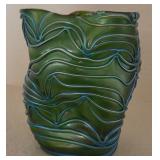 N1 - VINTAGE LOETZ ART GLASS VASE (B53)