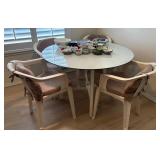 J1 - TABLE WITH FOUR CHAIRS (K69)