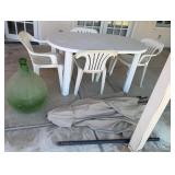 J1 - PATIO TABLE, CHAIRS, UMBELLA, BOTTLE VASE