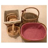 J1 - MIXED LOT OF BASKETS (M43)