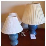 M - LOT OF THREE TABLE LAMPS (N89)
