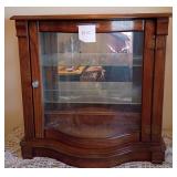 M - CURIO DISPLAY CABINET 29X29' (N10)