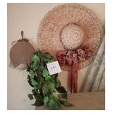 M -  WALL DECOR, FAUX PLANT (N91)