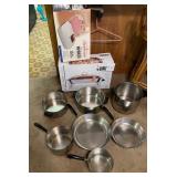 M - ELECTRIC SKILLET, COOKWARE, VAPORIZER (K30)