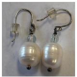 443 - STERLING SILVER & PEARL EARRINGS (d20)