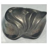 STERLING SILVER RING SIZE 8  9.70GRS