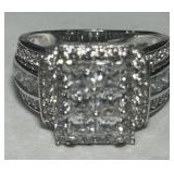 STERLING SILVER CZ RING SIZE 6 5.30GRS