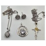 N1 - MIXED LOT OF COSTUME JEWELRY (L146)