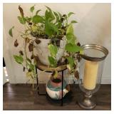 N4 - POTTED PLANT, STAND, CANDLE HOLDER (AD57)