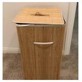 N4 - BAMBOO LAUNDRY HAMPER (A33)