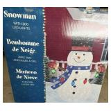 N4 - SNOWMAN YARD DECORATION (R12)