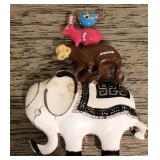 N4 - VINTAGE BROOCH (AD19)