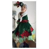 393 - COLLECTIBLE MRS. CLAUS DOLL (R116)
