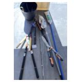 N4 - YARD MAINTENANCE TOOLS, NEW MOPS (G4)