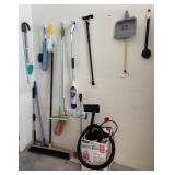 J1 - SHOP VAC, MOPS, BROOMS, CANES (G7)
