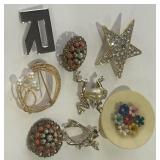 LOT OF VINTAGE BROOCHES