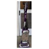 J1 - SHARK VACUUM CLEANER (G9)