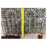 J1 - METAL & GLASS BUDVASES CENTERPIECE (K9)