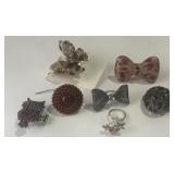 LOT OF COSTUME RINGS