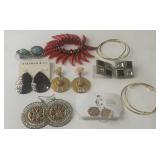 LOT OF COSTUME JEWELRY